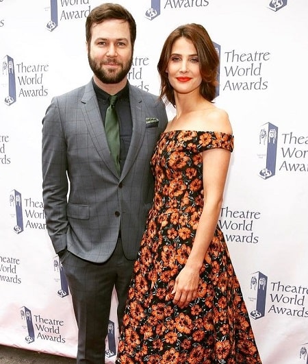 A picture of Shaelyn Cado Killam's parents  Taran Killam and Cobie Smulders.